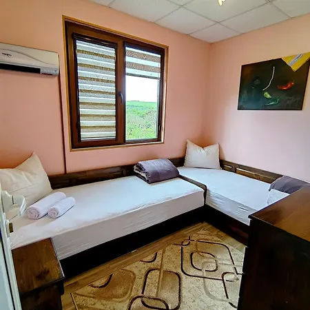 Holiday home Guest House Complex Kosharite
