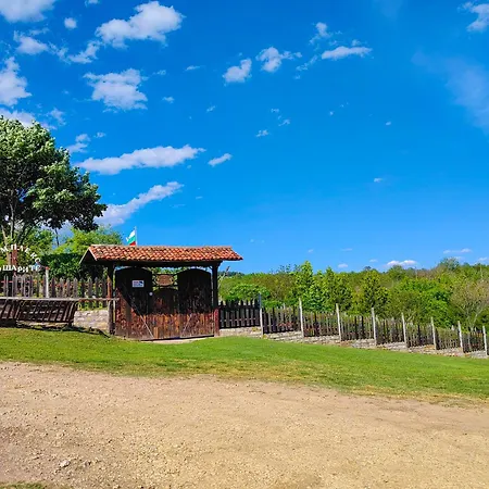 Guest House Complex Kosharite Holiday home