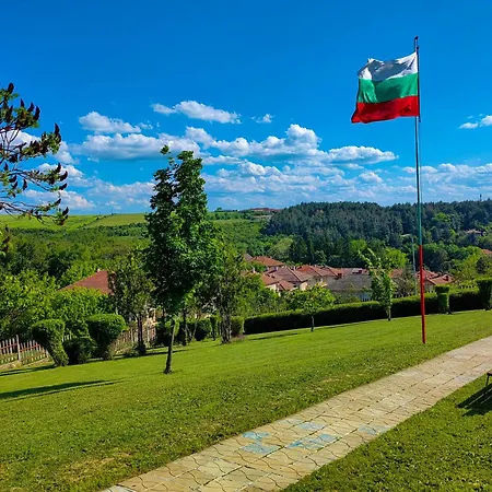 Guest House Complex Kosharite Holiday home *