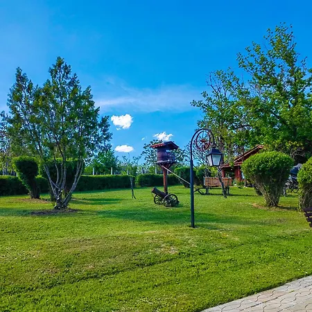 Guest House Complex Kosharite Holiday home